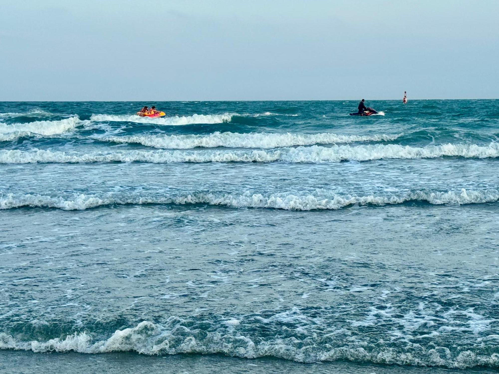 Sea&Mountain View,5 Mins Walk To Famous Beach With King Size Bed 후아 힌 외부 사진