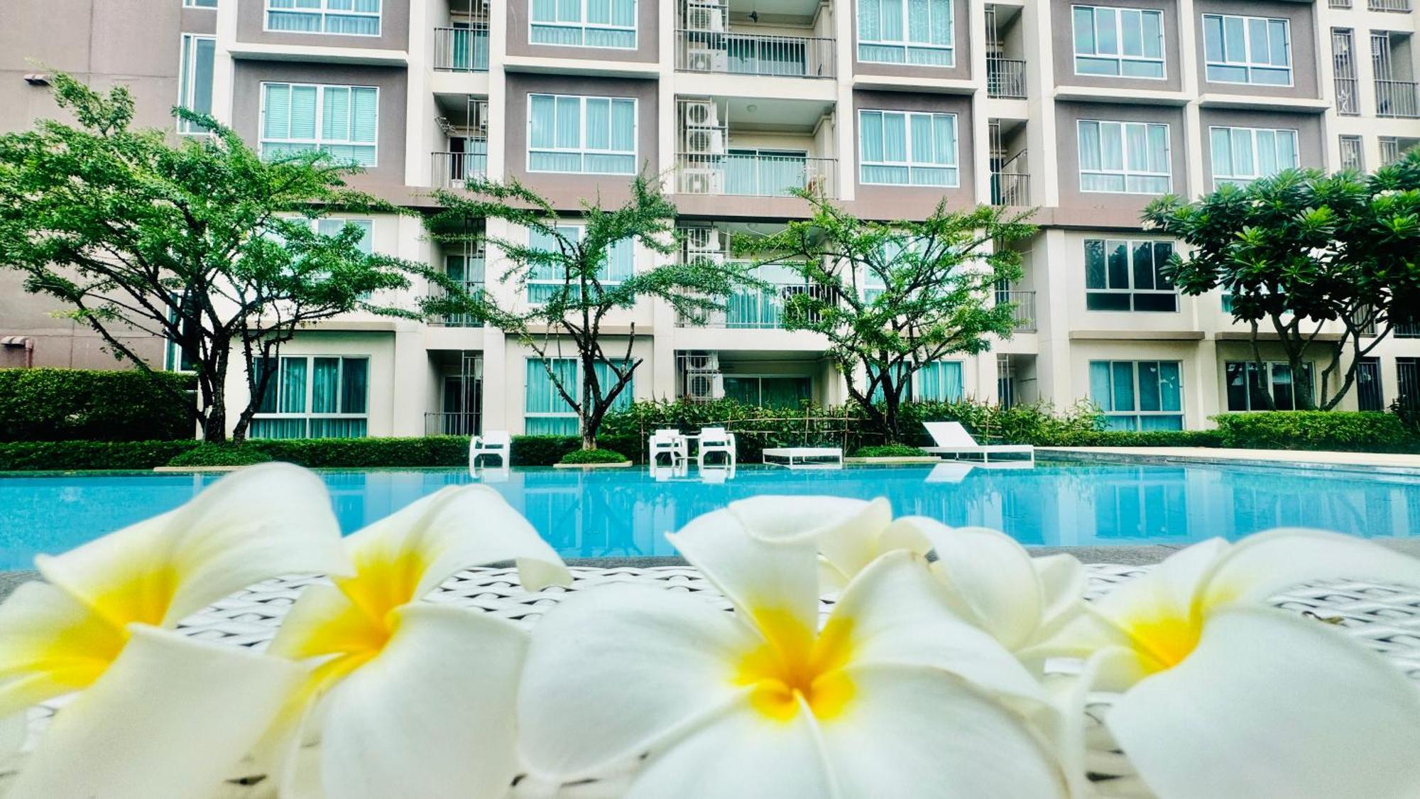 Sea&Mountain View,5 Mins Walk To Famous Beach With King Size Bed 후아 힌 외부 사진