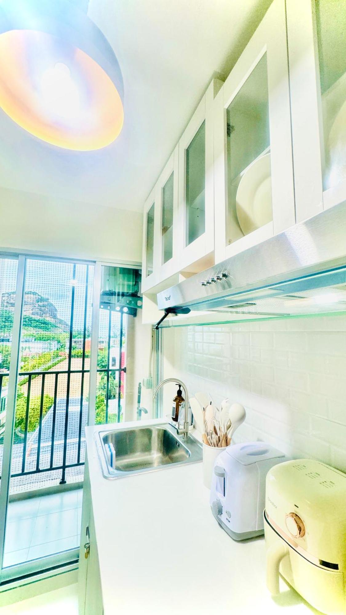 Sea&Mountain View,5 Mins Walk To Famous Beach With King Size Bed 후아 힌 외부 사진